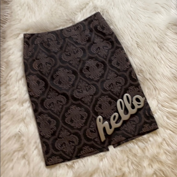 WHBM Black & Gray Pencil Skirt w/ Mansion Design - Picture 1 of 7